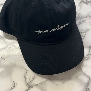 Women hat true religion